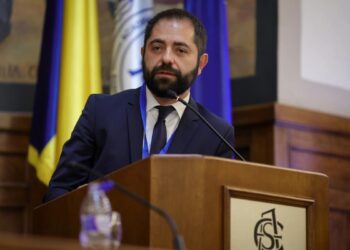 Consilierul lui Nicușor Dan, Radu Burnete, bate cu pumnul în masă pentru continuarea austerității! ‘Reformele nu se pot opri la jumătatea drumului’